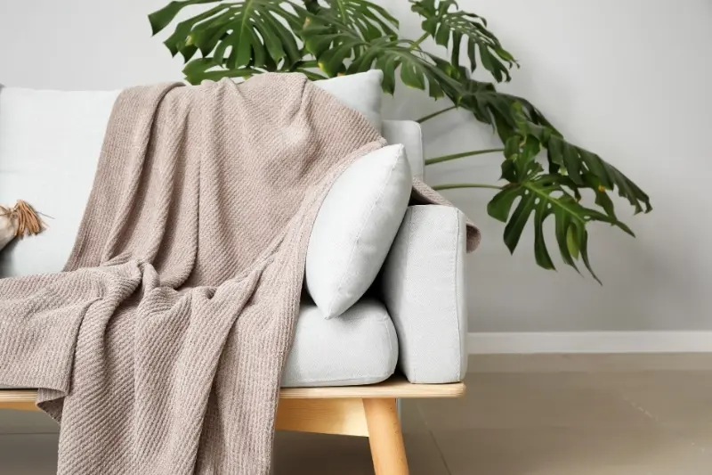 Sofá da sala com marca d’água